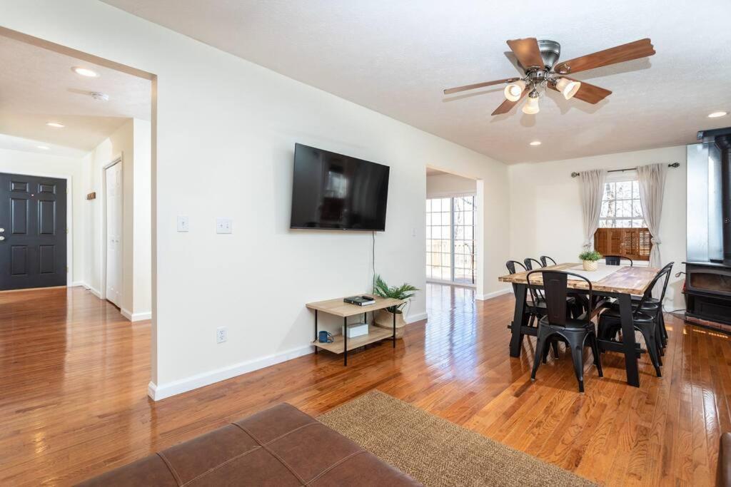 Spacious Family Friendly Home Near Massanutten And National Park McGaheysville Exteriér fotografie